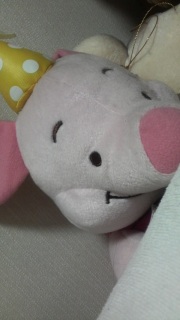 �Q���`(>_<)