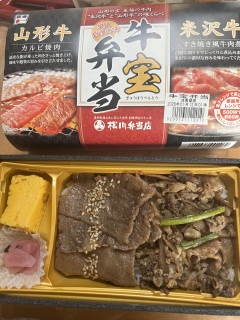 �M���M��